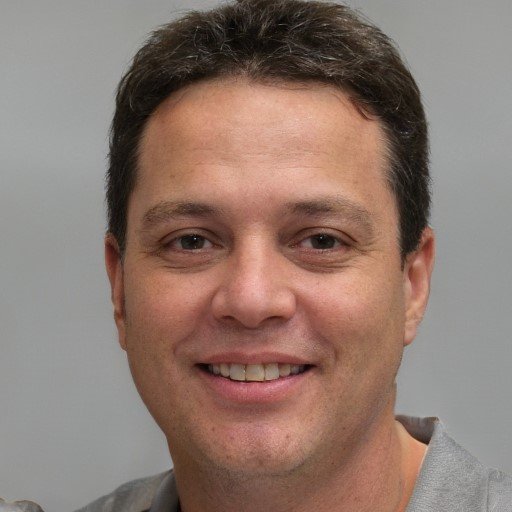 Eduardo Menezes